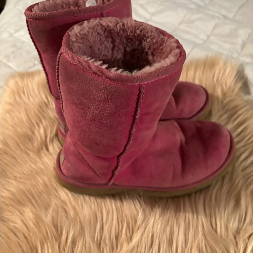 UGG LADIES BOOTS. - Picture 4 of 5